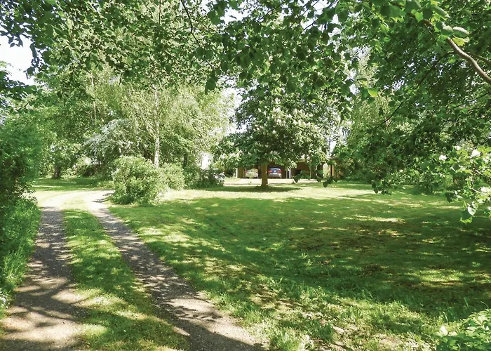 1 Bedroom Awesome Apartment In St, Annen