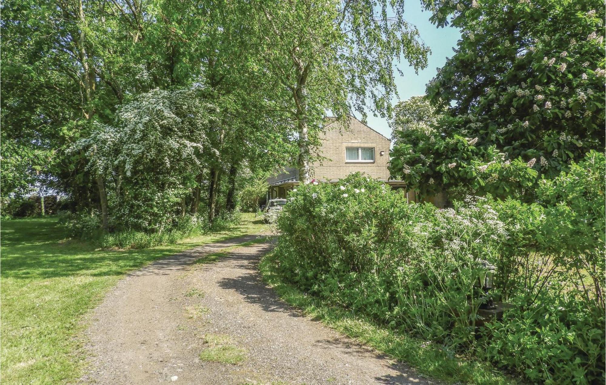 1 Bedroom Awesome In St, Annen Apartment